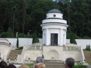 Kaplica na cmentarzu Obrońców Lwowa